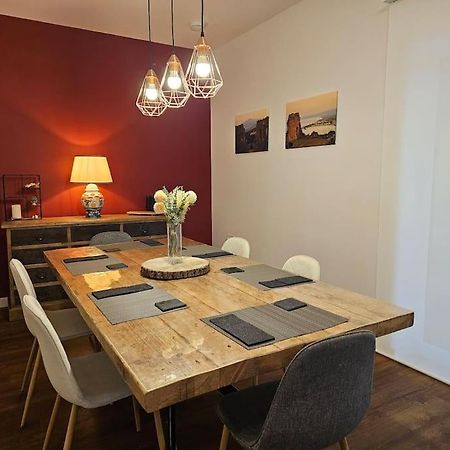 Our House @ Little France Vila Edimburgo Exterior foto