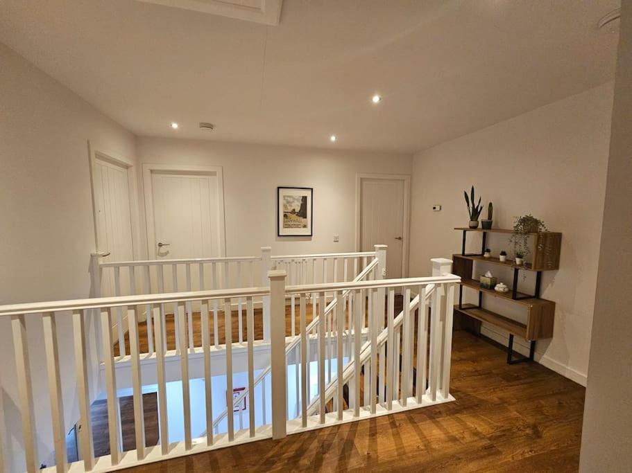 Our House @ Little France Vila Edimburgo Exterior foto